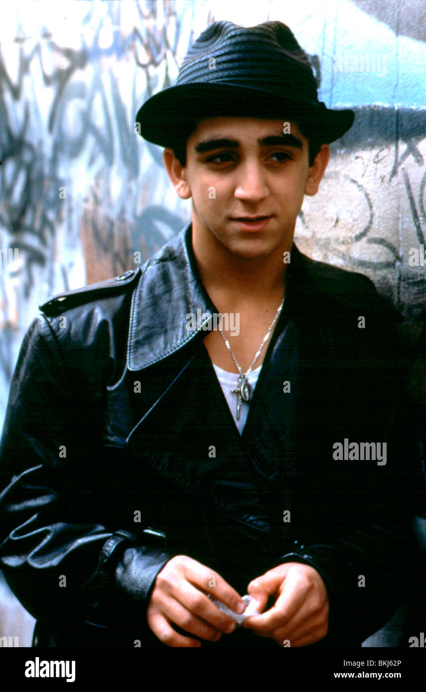 THE BASKETBALL DIARIES (1995) JAMES MADIO BSBD 025 Stock Photo - Alamy