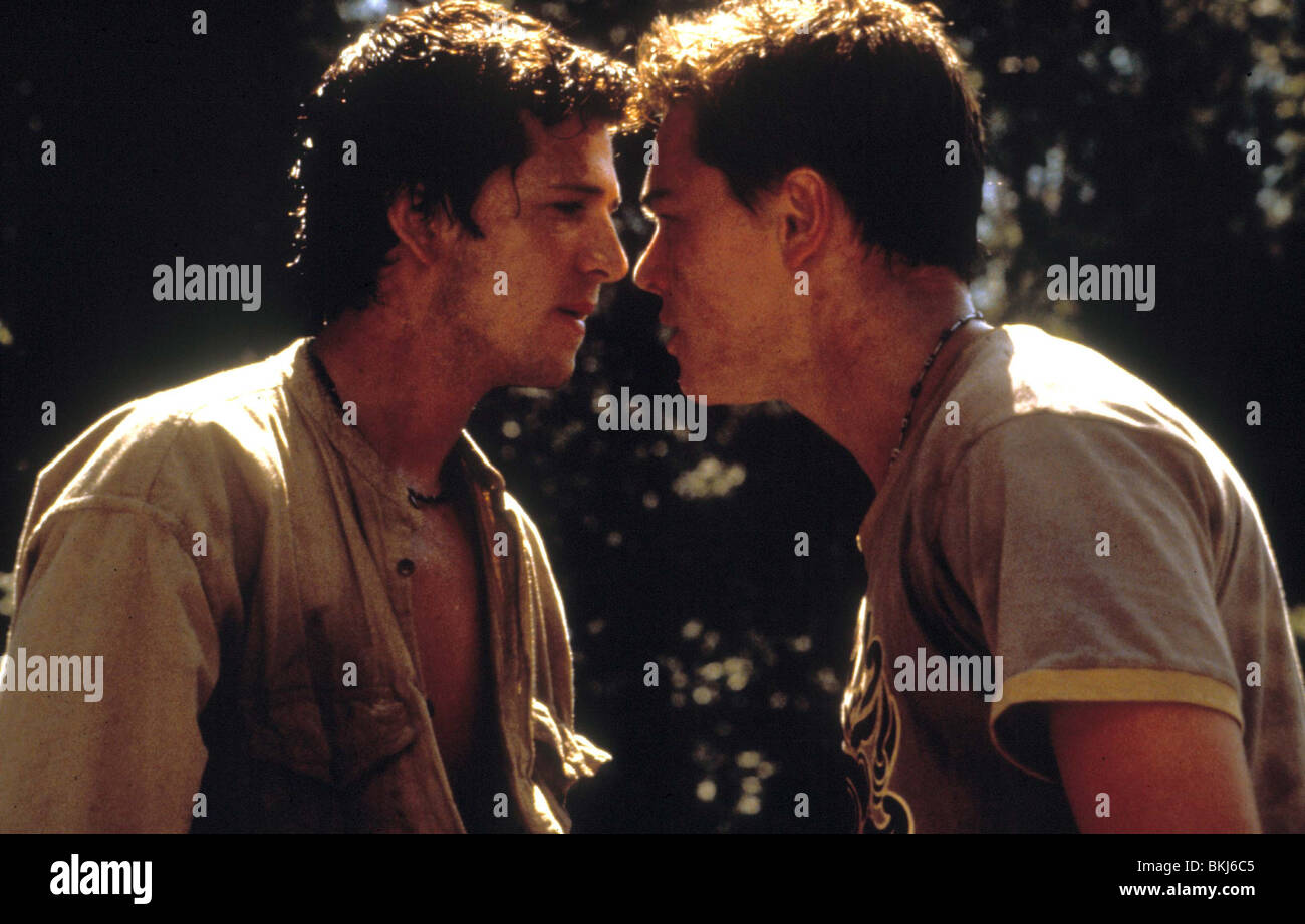 The Beach 00 Guillaume Canet Leonardo Dicaprio Bech 0 Stock Photo Alamy
