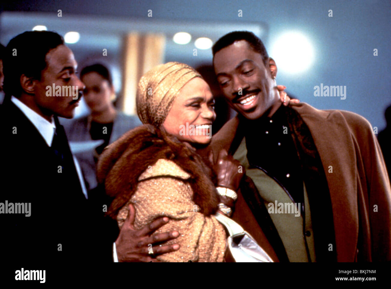 BOOMERANG (1992) EARTHA KITT, EDDIE MURPHY BOMG 026 Stock Photo