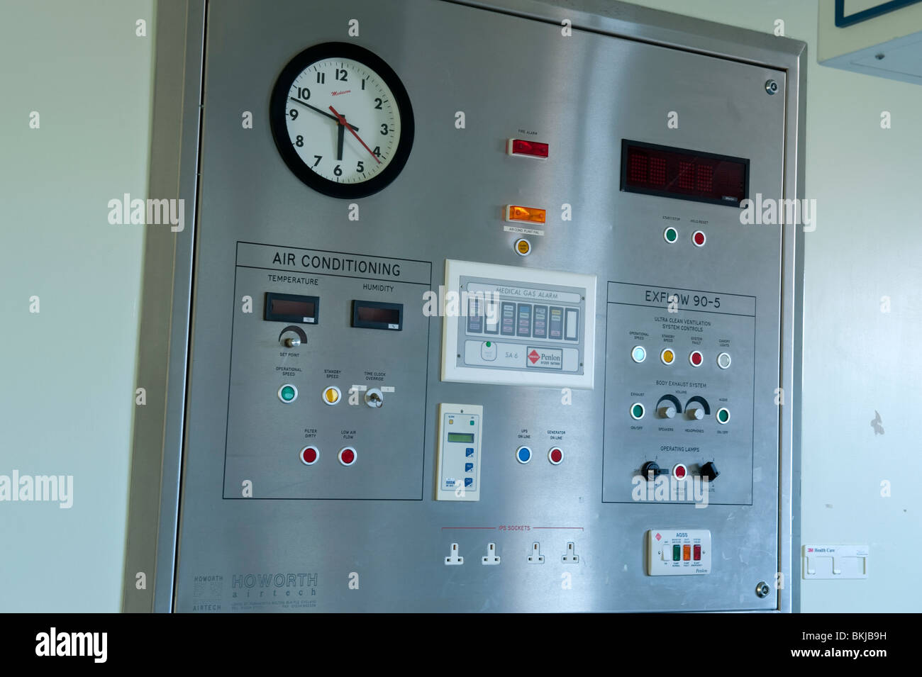 Hospital Operating Theatre Air Control Panel Stock Photo Alamy