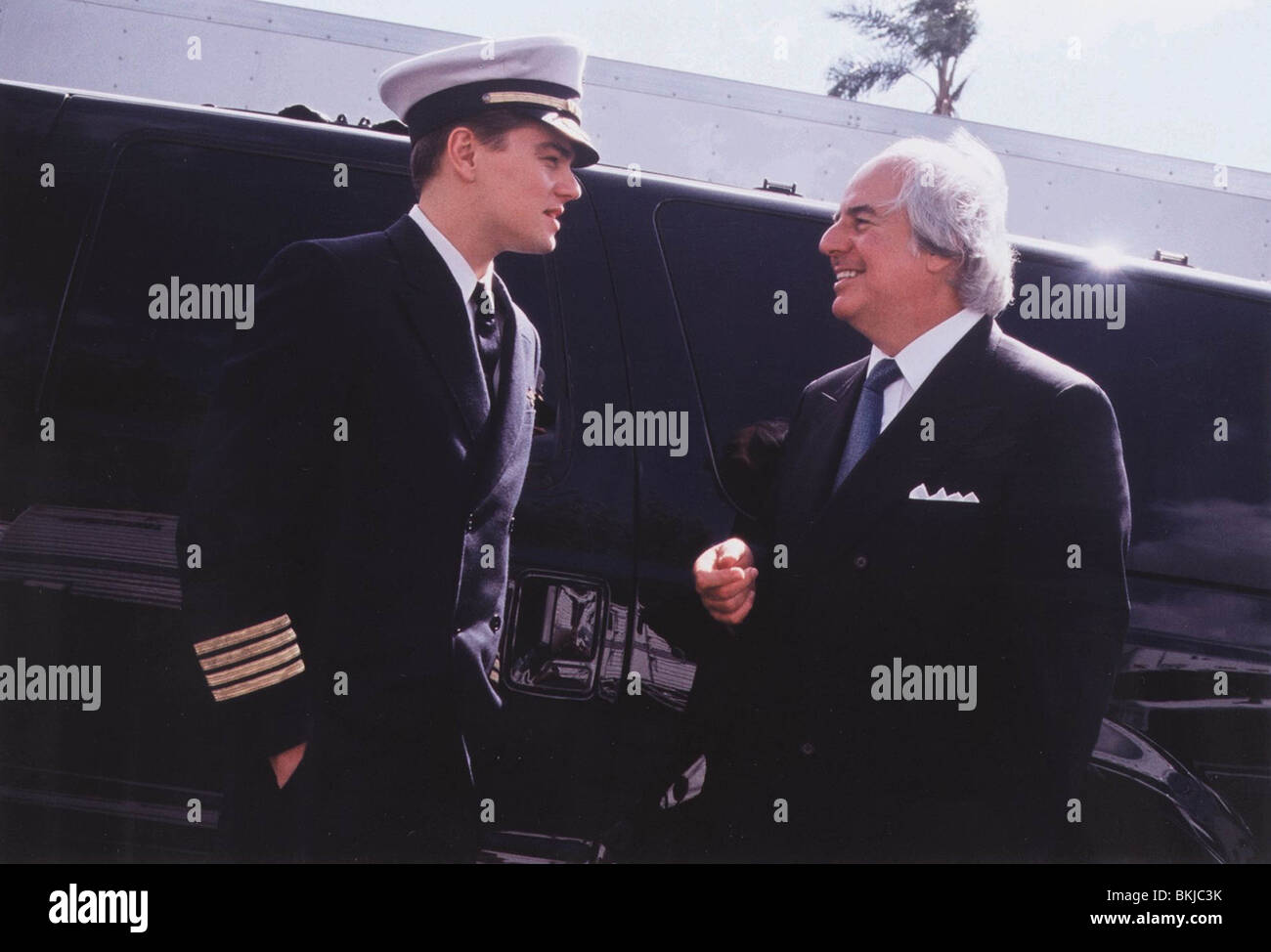 FILMING O/S 'CATCH ME IF YOU CAN' (2002) WITH LEONARDO DICAPRIO, FRANK ABAGNALE JR CIYC 001-F2 Stock Photo
