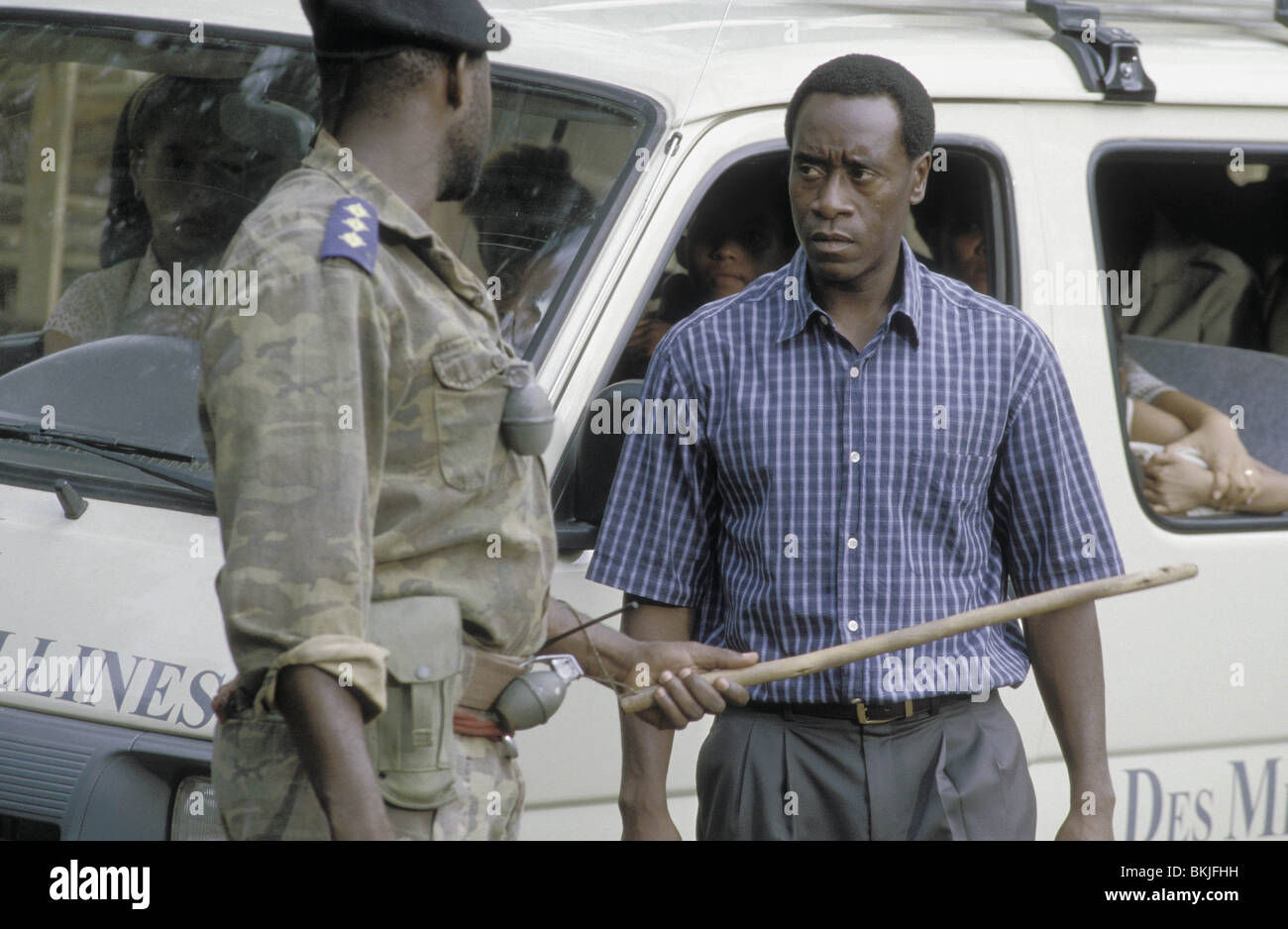 HOTEL RWANDA (2004) DON CHEADLE HOTR 001-06 Stock Photo