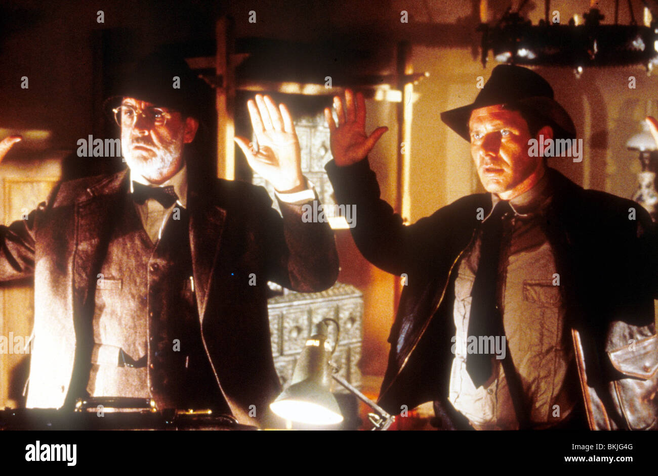 INDIANA JONES AND THE LAST CRUSADE (1989) SEAN CONNERY, HARRISON FORD INC 112 Stock Photo