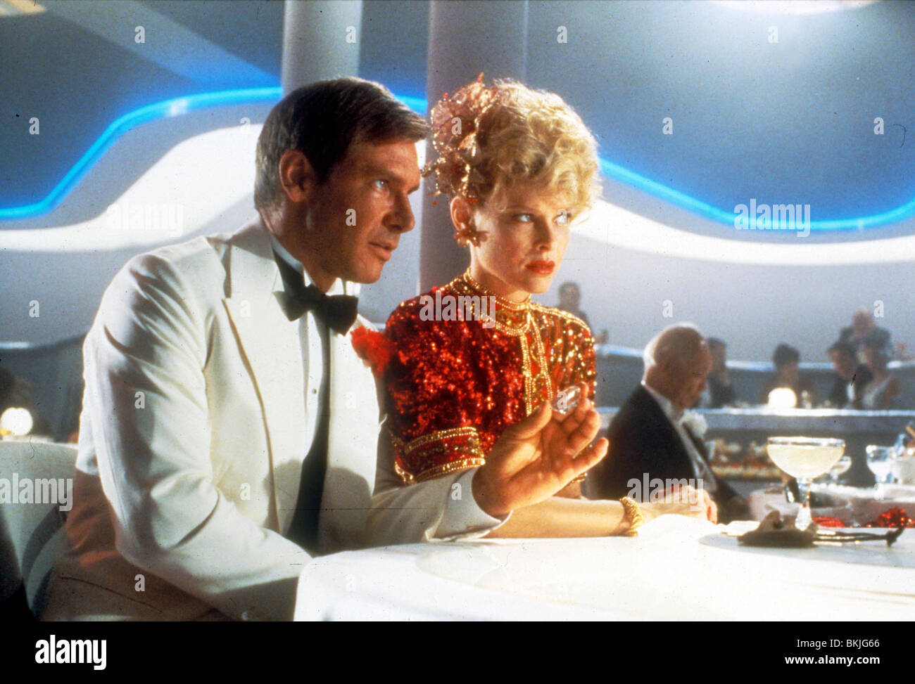 INDIANA JONES AND THE TEMPLE OF DOOM (1984) HARRISON FORD, KATE CAPSHAW INT 086 Stock Photo