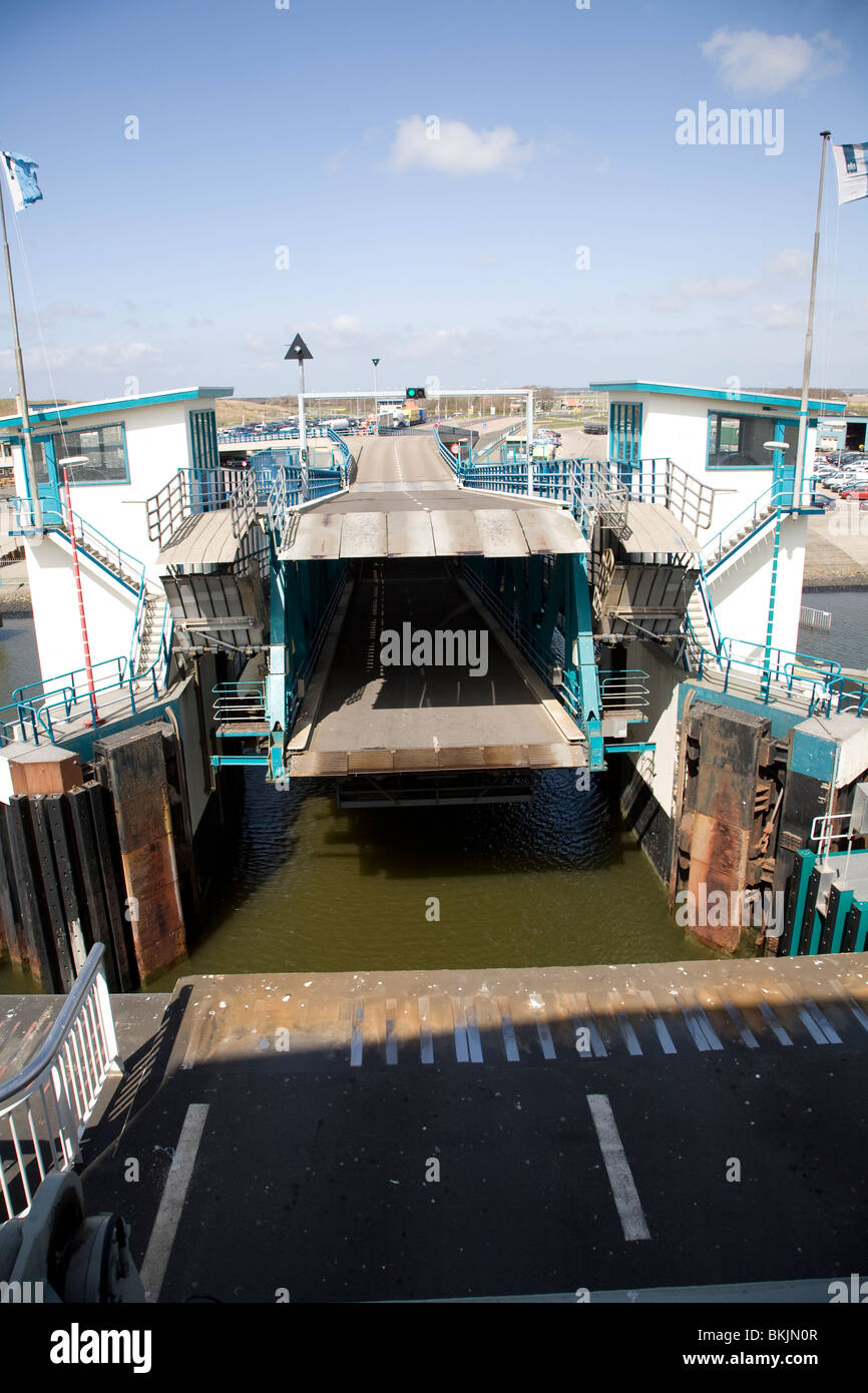 Port terminal ramps hi-res stock photography and images - Alamy