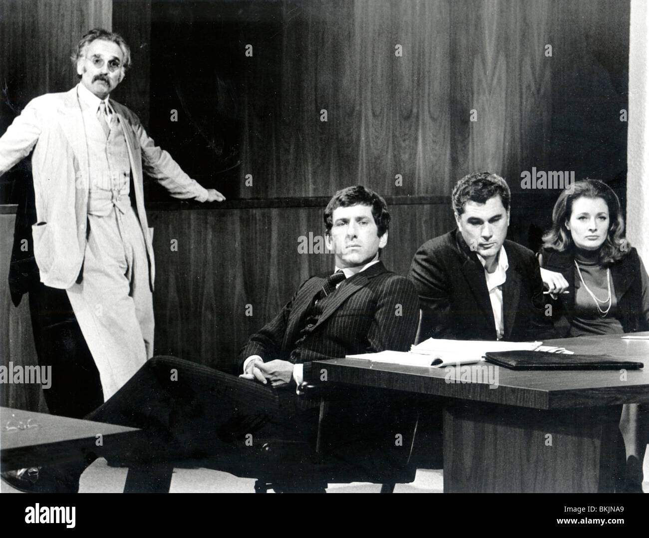 THE LAWYER (1970) HAROLD GOULD, BARRY NEWMAN, ROBERT COLBERT, DIANA MULDAUR, SIDNEY J FURIE (DIR) LWYR 002 P Stock Photo