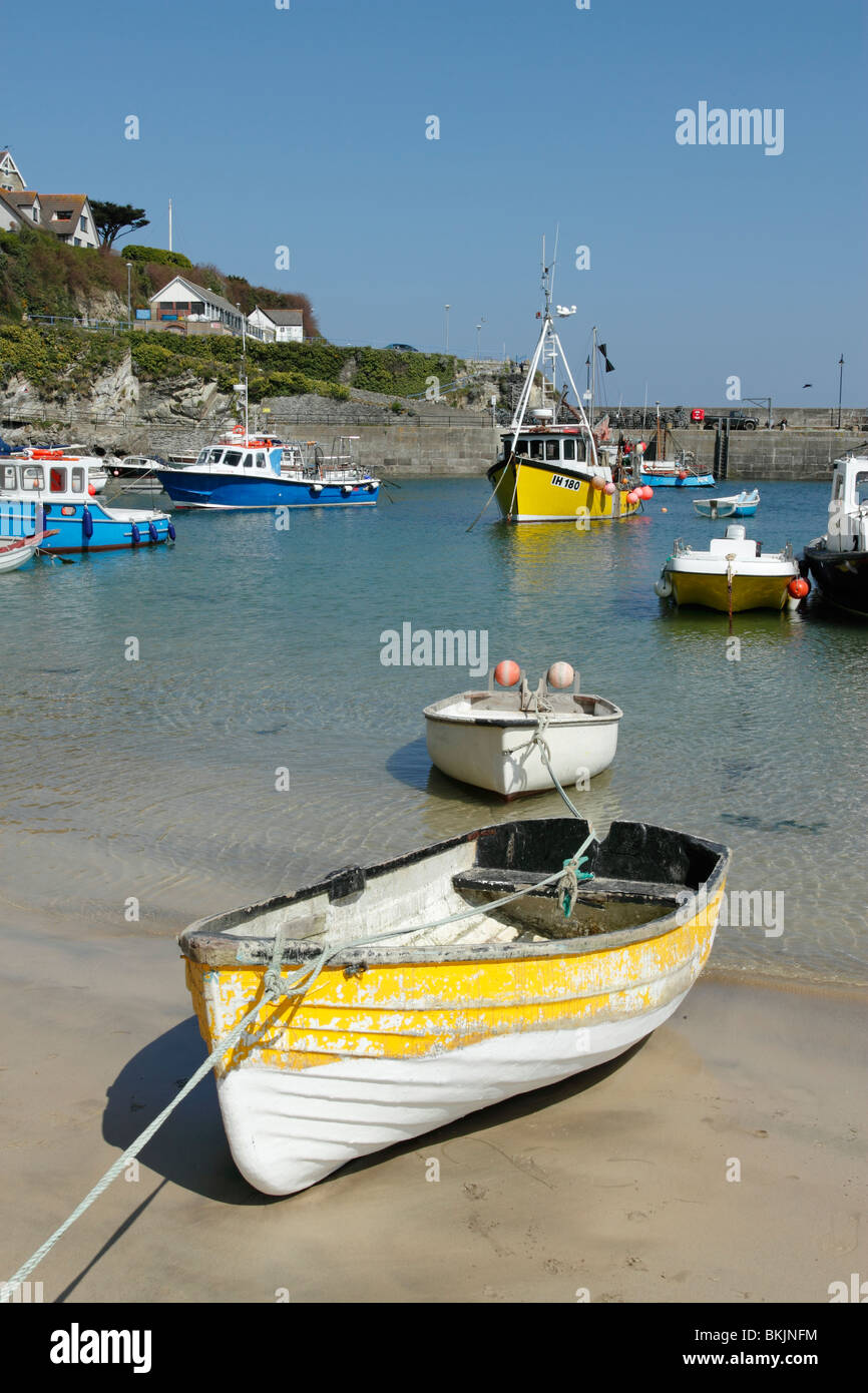 Fishing boat in harbour newquay hi-res stock photography and images - Alamy