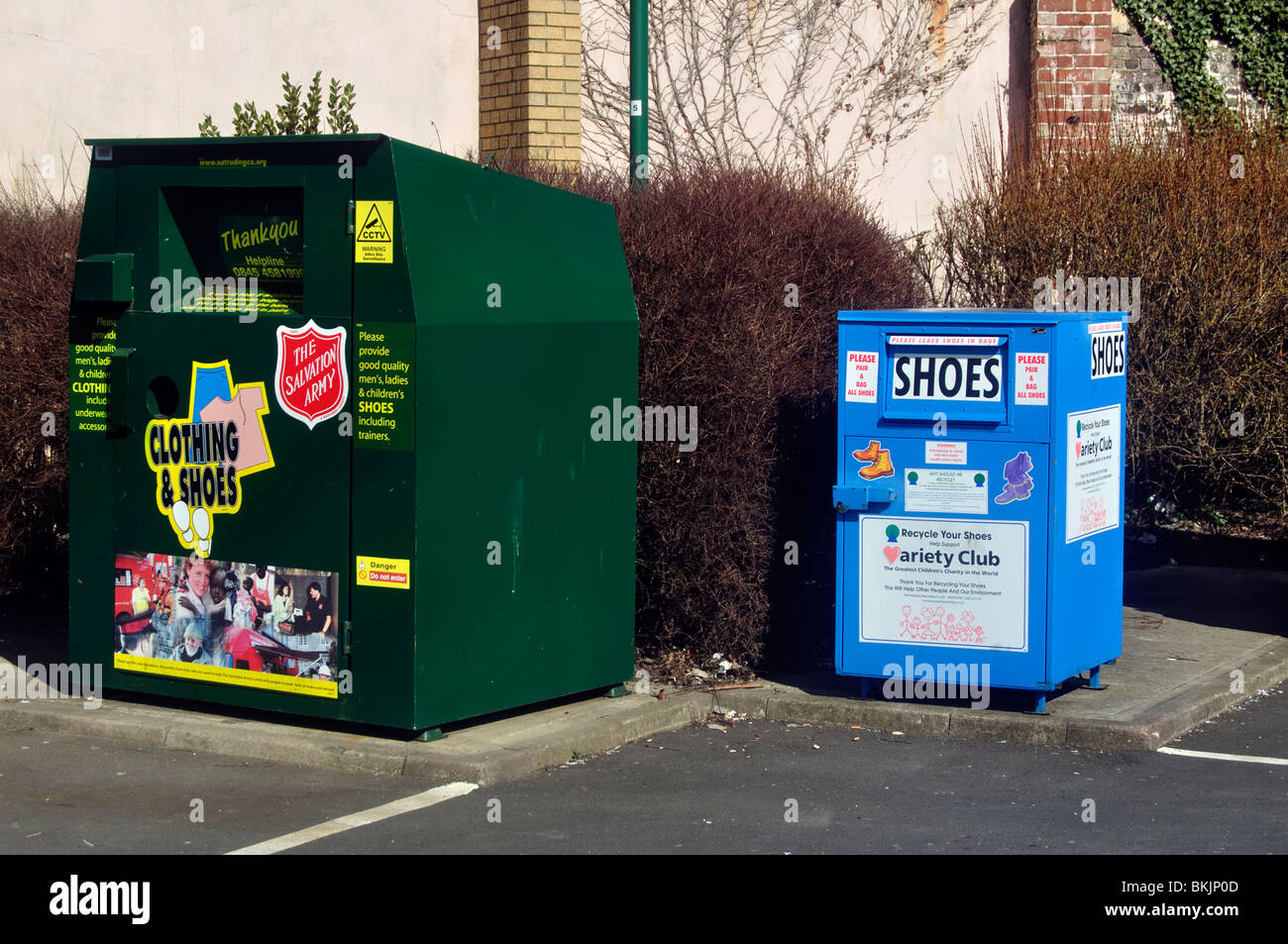 Car park bins hires stock photography and images Alamy
