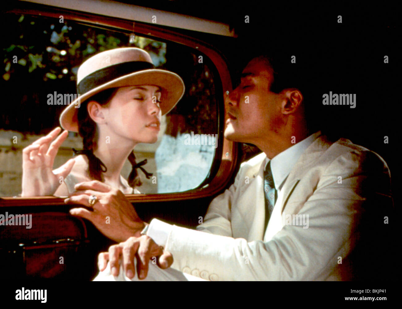 THE LOVER (1992) JANE MARCH, TONY LEUNG LOV 007 Stock Photo