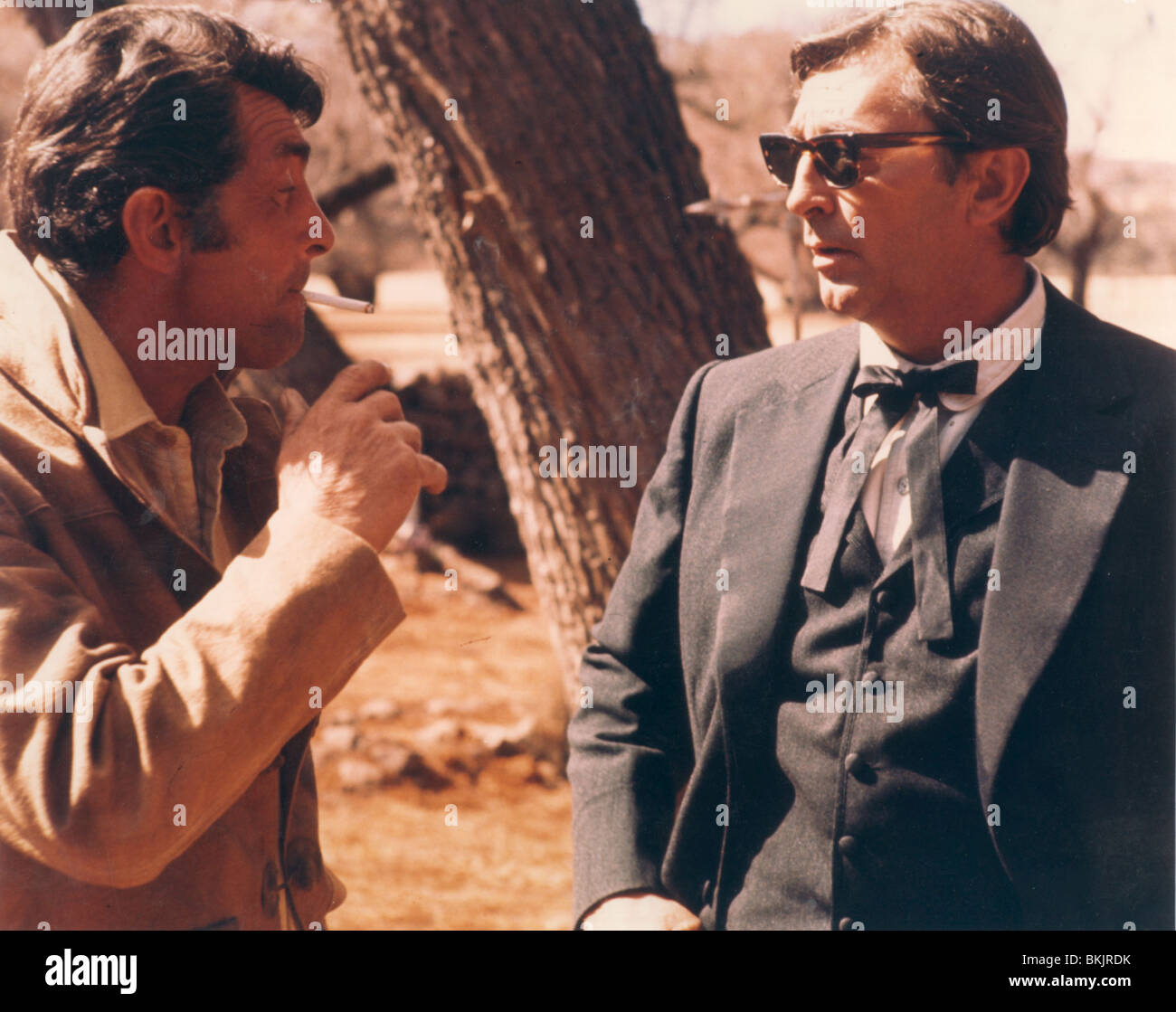 ROUGH NIGHT IN JERICHO-1967-DEAN MARTIN-GEORGE PEPPARD-WESTERN-LOBBY CARD  VF: As New Softcover/Paperback (1967) | DTA Collectibles