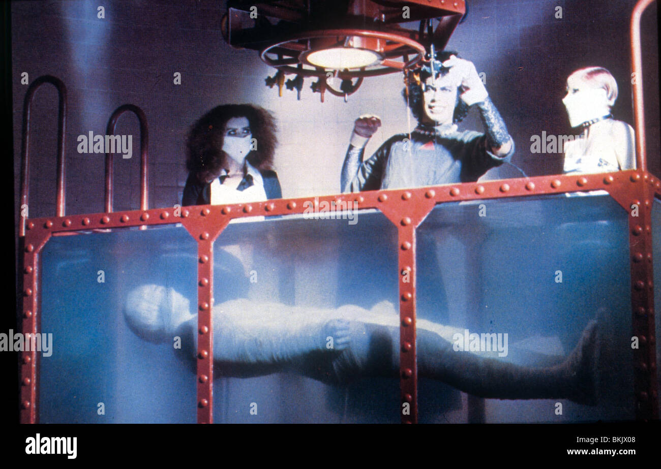 THE ROCKY HORROR PICTURE SHOW (1975) PATRICIA QUINN, TIM CURRY, LITTLE NELL RHPS 025 Stock Photo