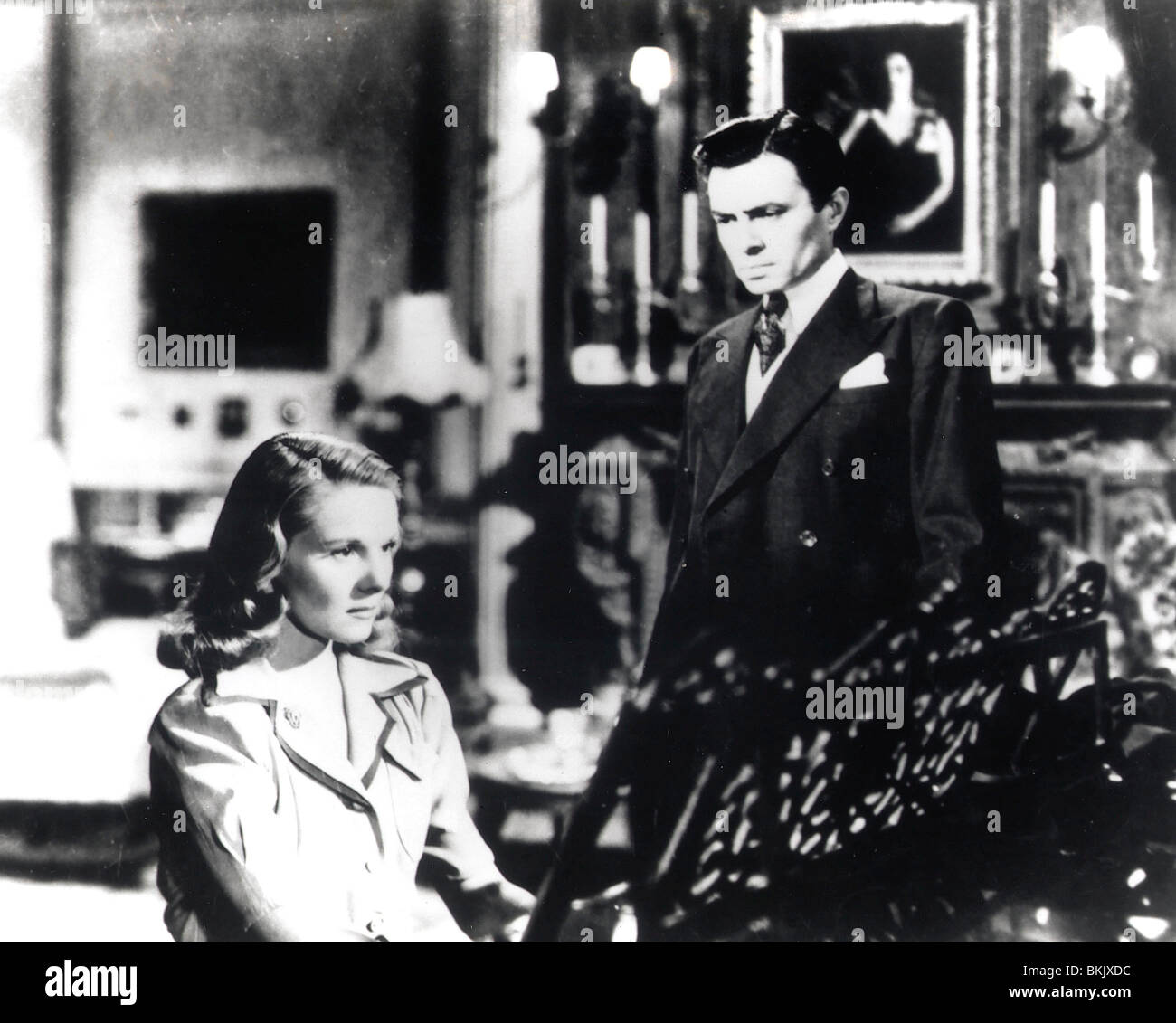 THE SEVENTH VEIL (1945) ANN TODD, JAMES MASON SVEL 004 P Stock Photo ...