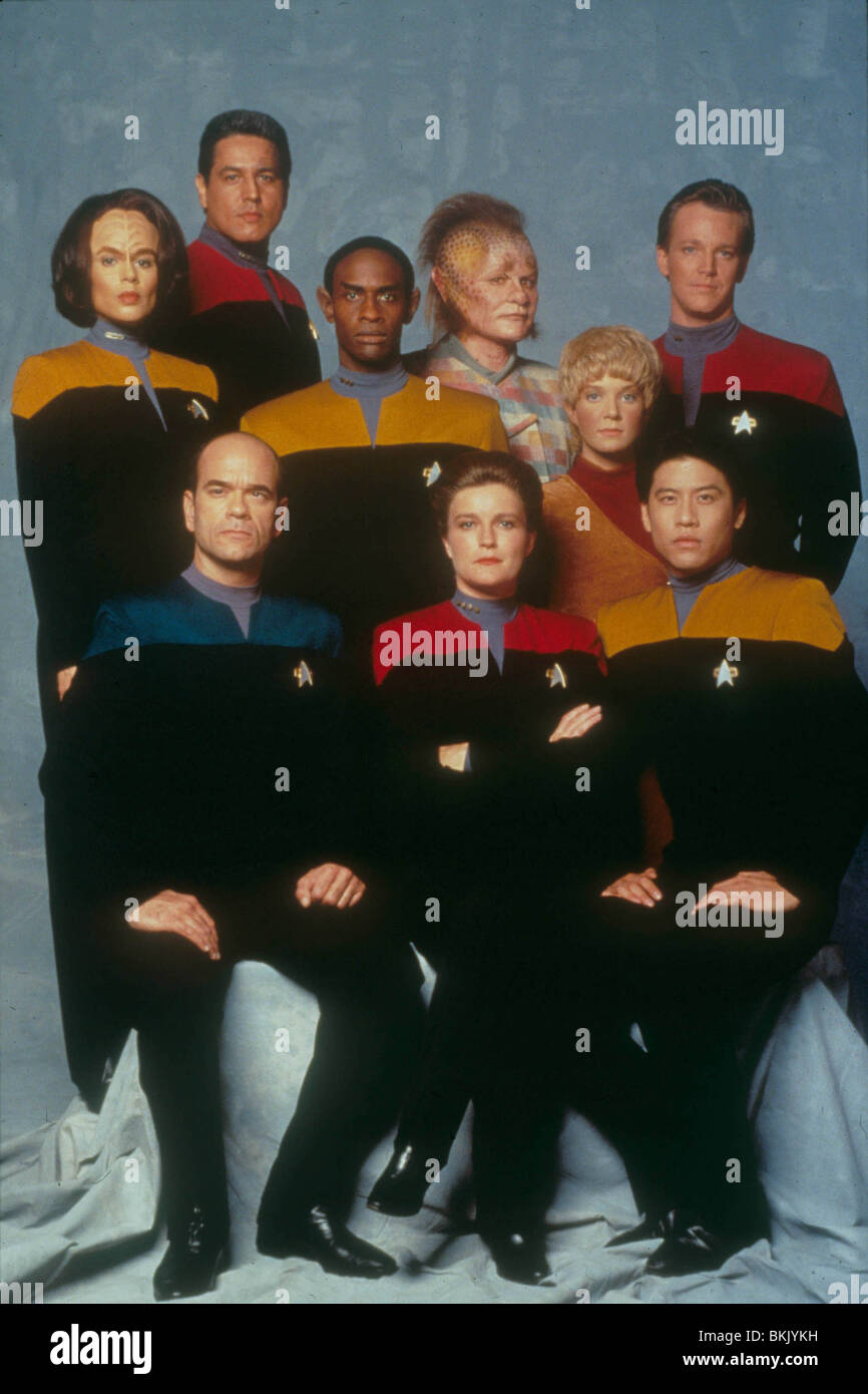 STAR TREK: VOYAGER (TV) ROBERT BELTRAN, ETHAN PHILLIPS, ROBERT DUNCAN MCNEILL, ROXANN BIGGS-DAWSON, TIM RUSS, JENNIFER LIEN, Stock Photo