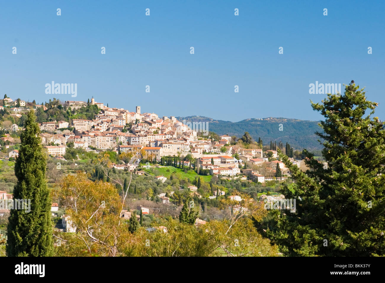 Le haut var hi-res stock photography and images - Alamy