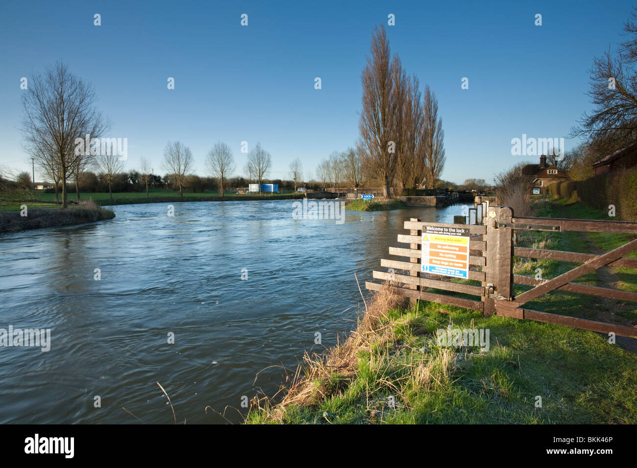 Northmoor Lock and Weir on the River Thames, Oxfordshire, Uk Stock Photo