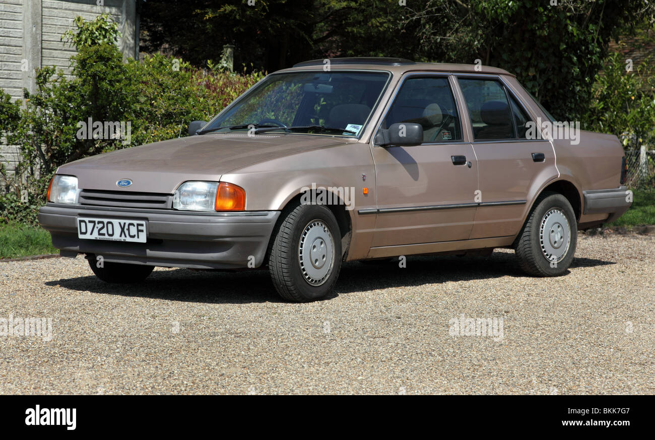 Ford orion hi-res stock photography and images - Alamy