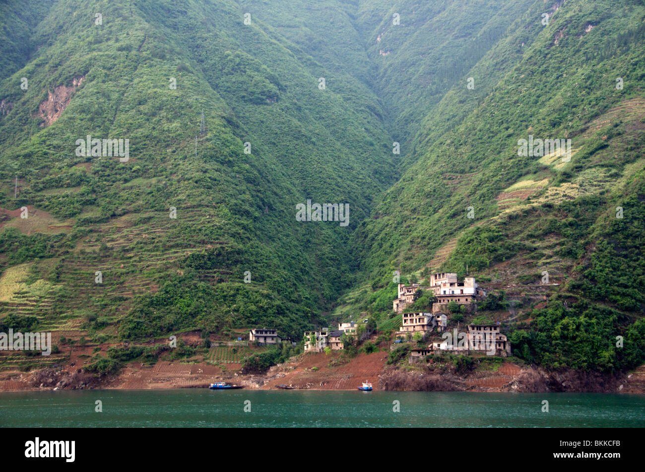 Replaced houses Three Gorges Yangzi River Hubei Province China Stock Photo