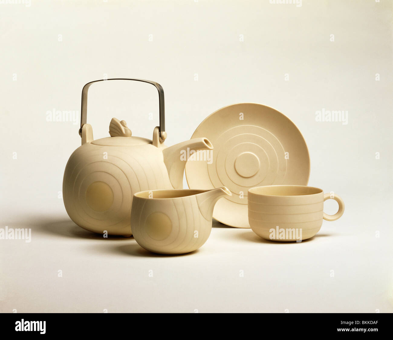 Tea set. UK, 20th century Stock Photo Alamy