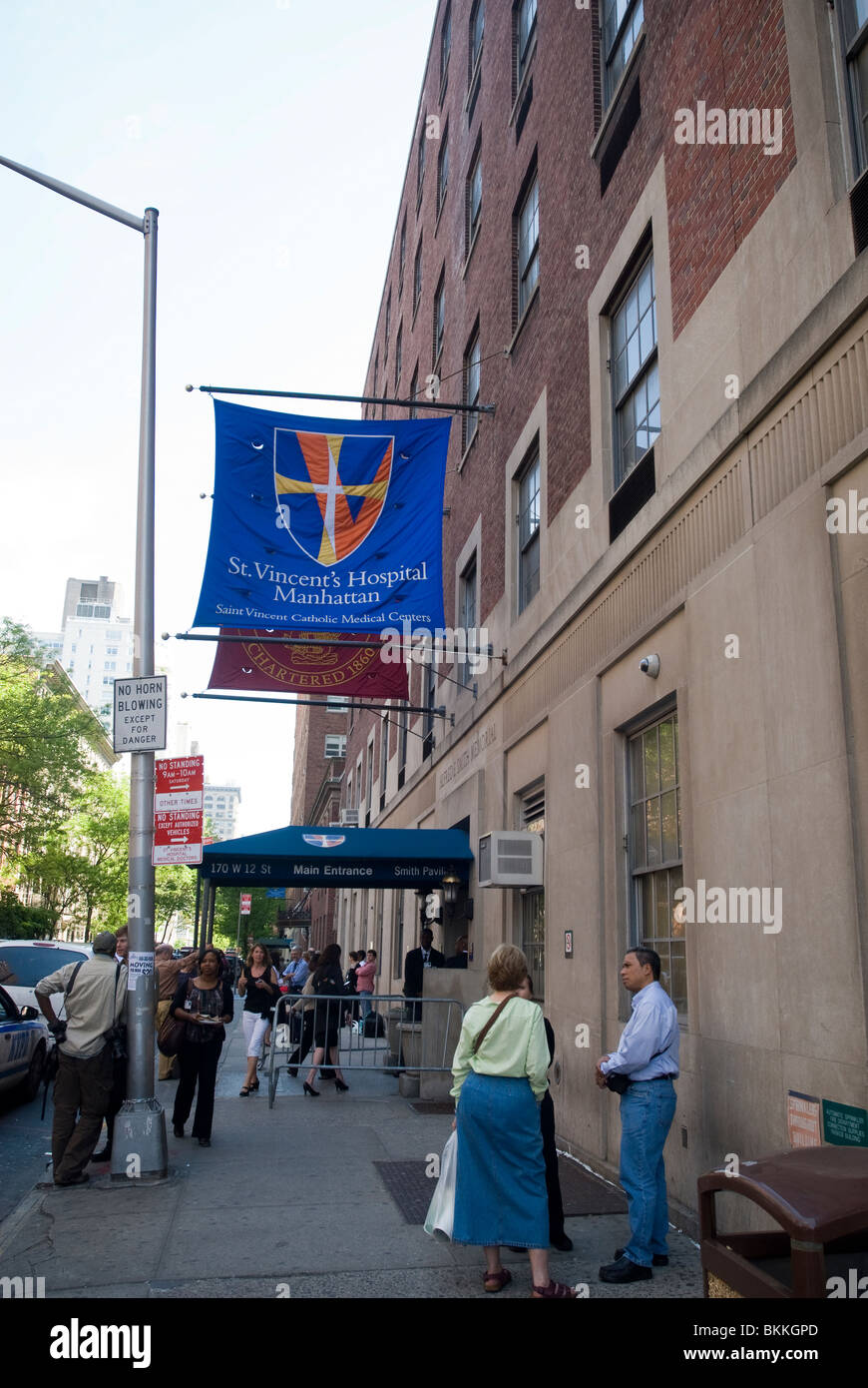 St. Vincent's Catholic Medical Center in Greenwich Village in New York Stock Photo Alamy