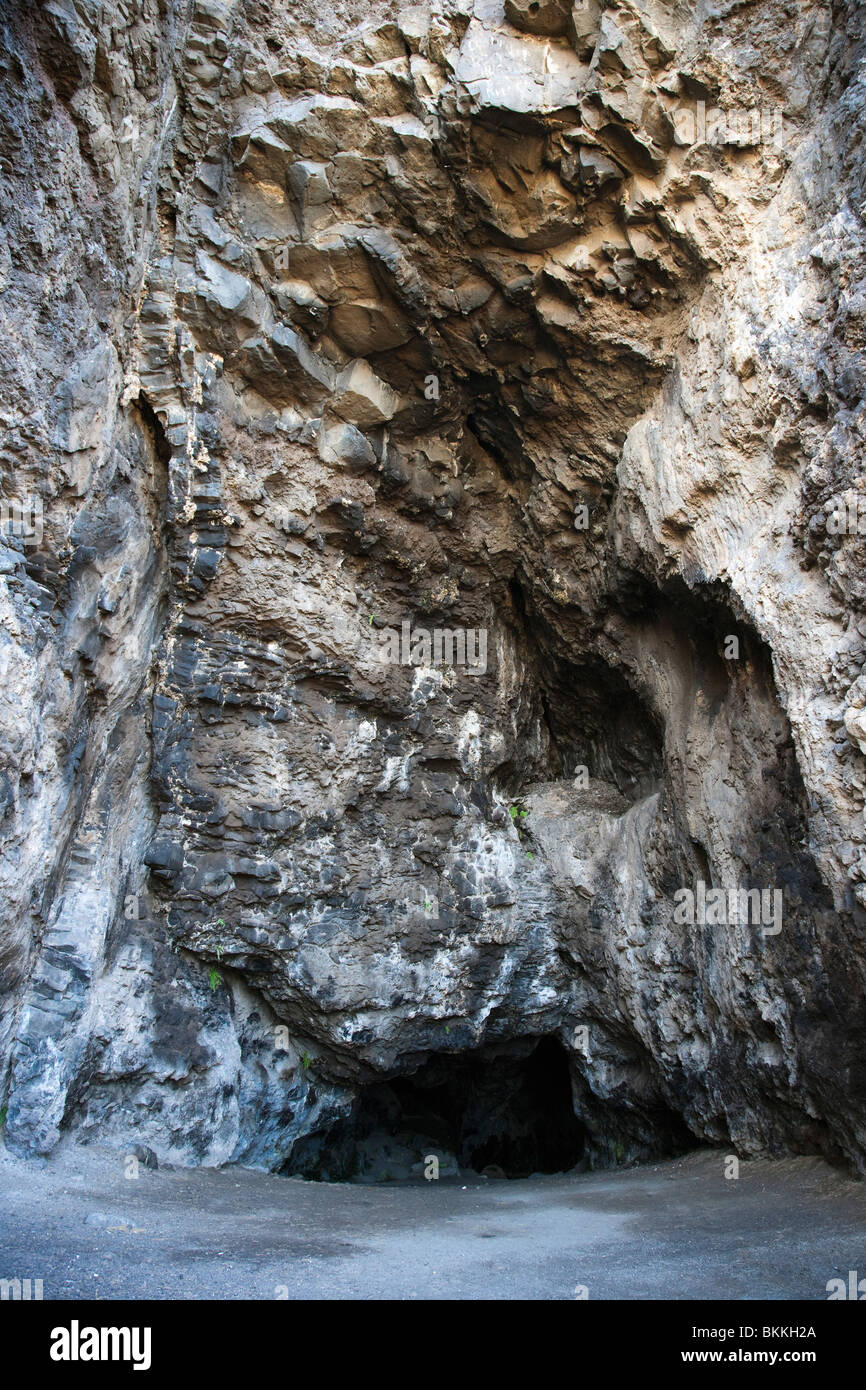 Kaneana Cave near Makua,Hawaii Stock Photo Alamy