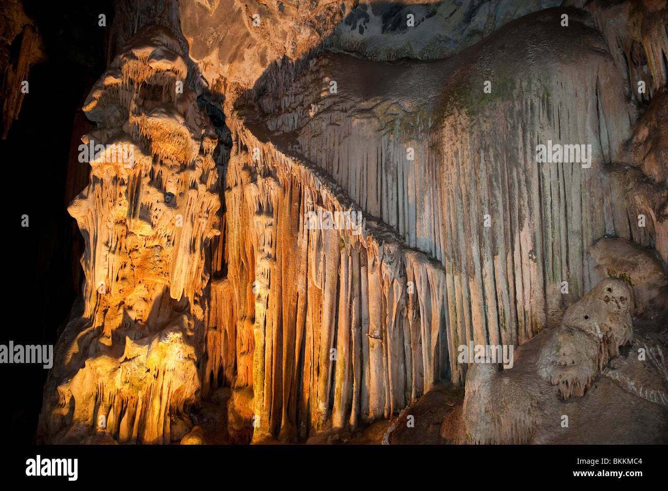 The Dried Tobacco leaves of Oudtshoorn Rock Formation in The Cango Caves,  Oudtshoorn, Western Cape, South Africa Stock Photo