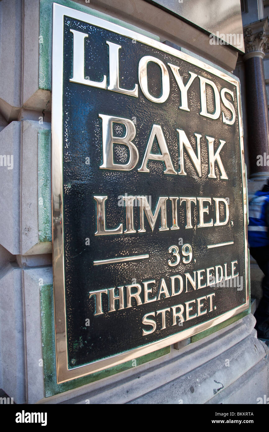 Lloyds Bank Limited brass plaque sign Stock Photo