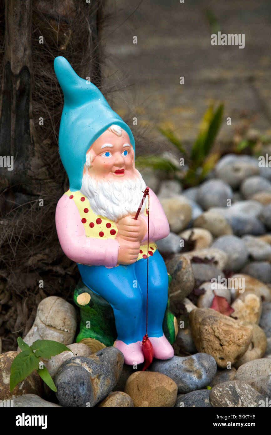 Gnome garden fishing ornament hi-res stock photography and images