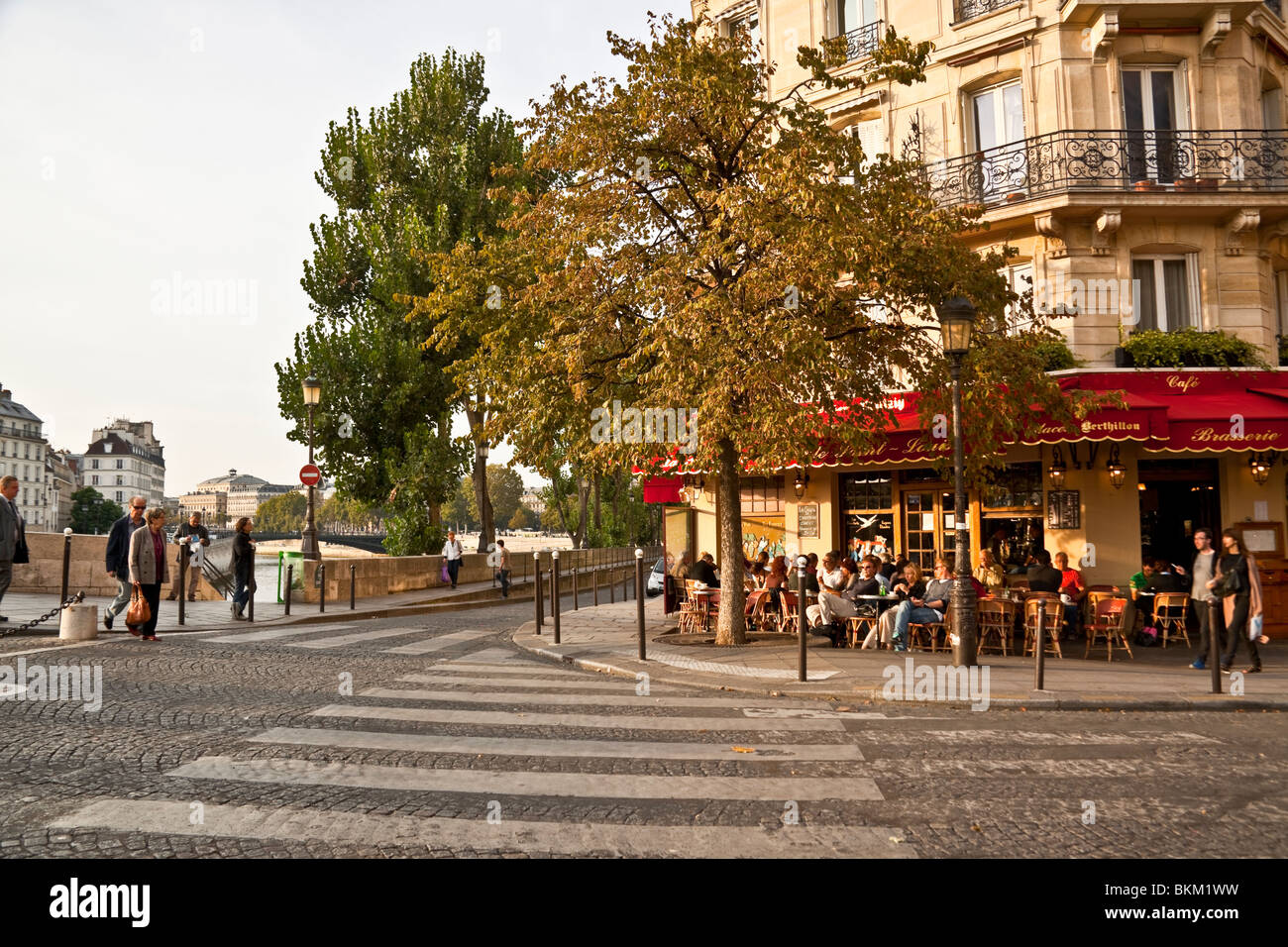 Brasserie de l'Ile St Louis, 55 Quai de Bourbon 75004 Paris, France