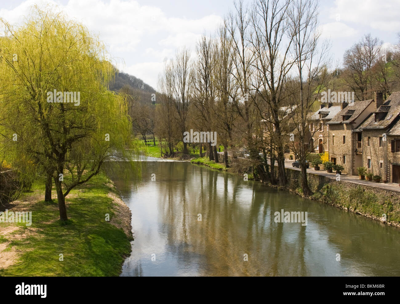 The Aveyron River Flowing Through The Beautiful Village of Belcastel From the Donkeys Back Bridge Aveyron Midi-Pyrenees France Stock Photo