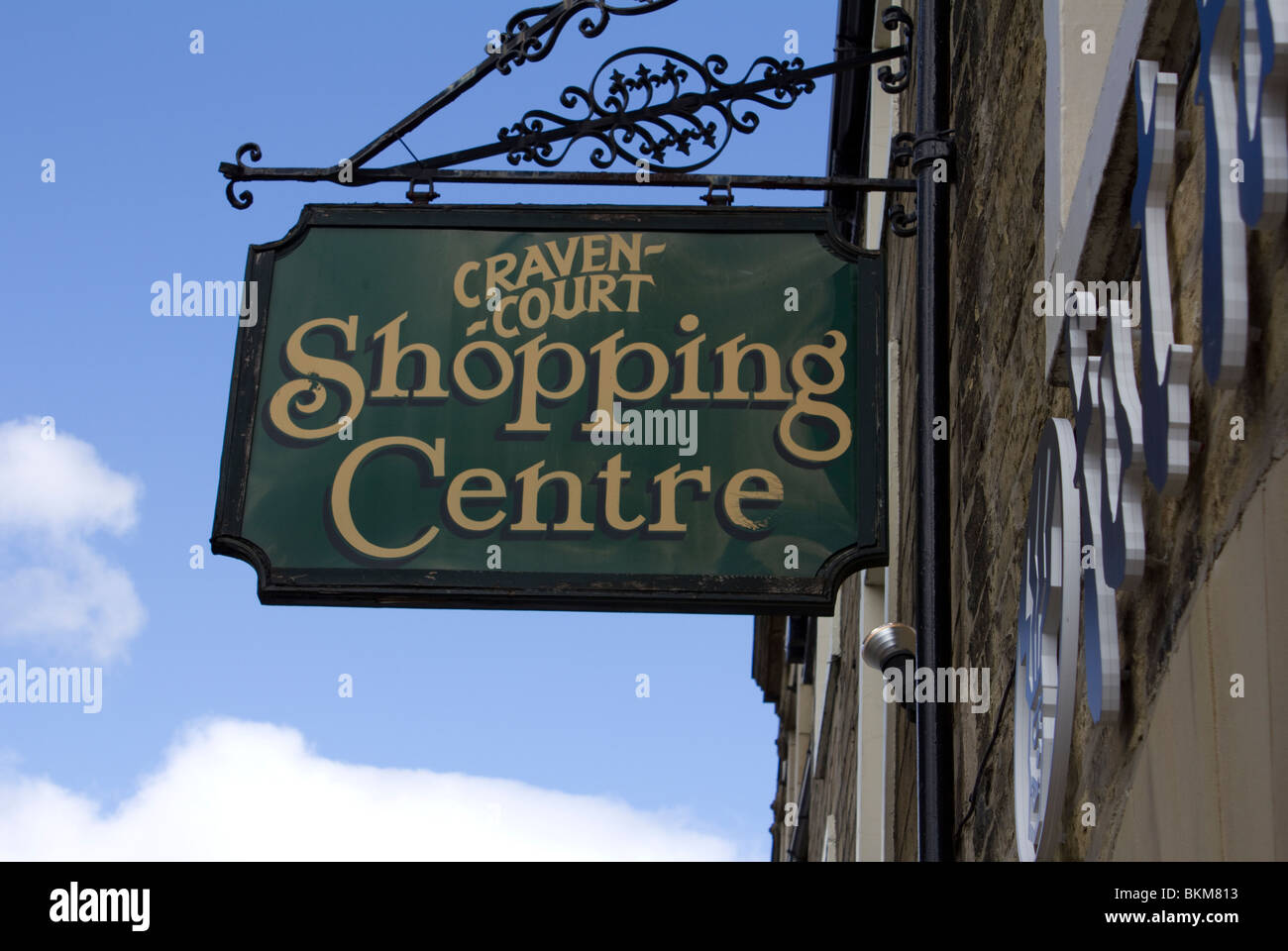 Centre court shopping centre hi res stock photography and images Alamy Centre court shopping centre hi res stock photography and images Alamy