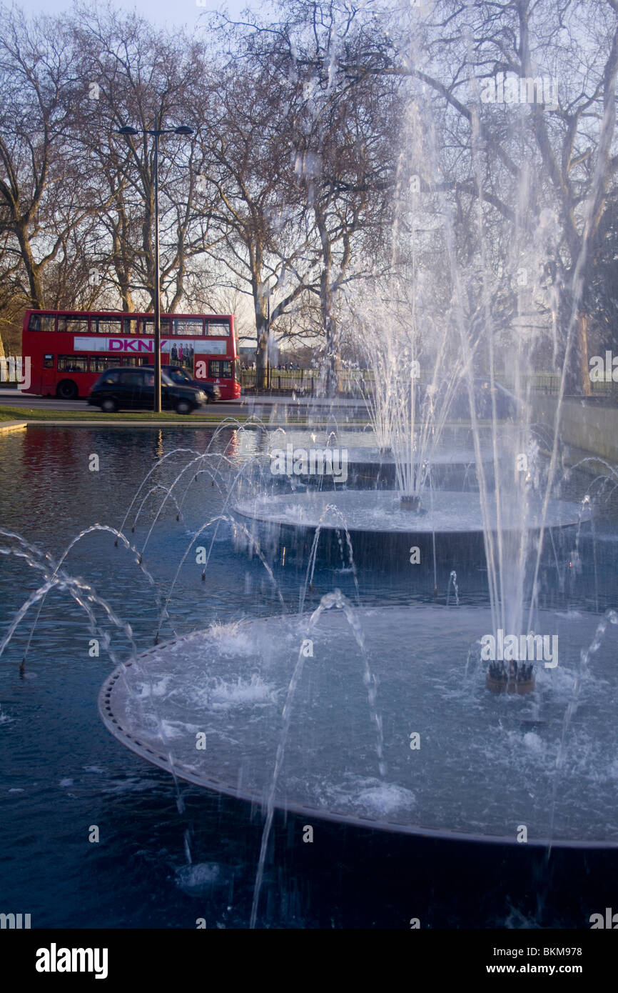 Fountains at Marble Arch, Hyde Park, London, England Stock Photo Alamy