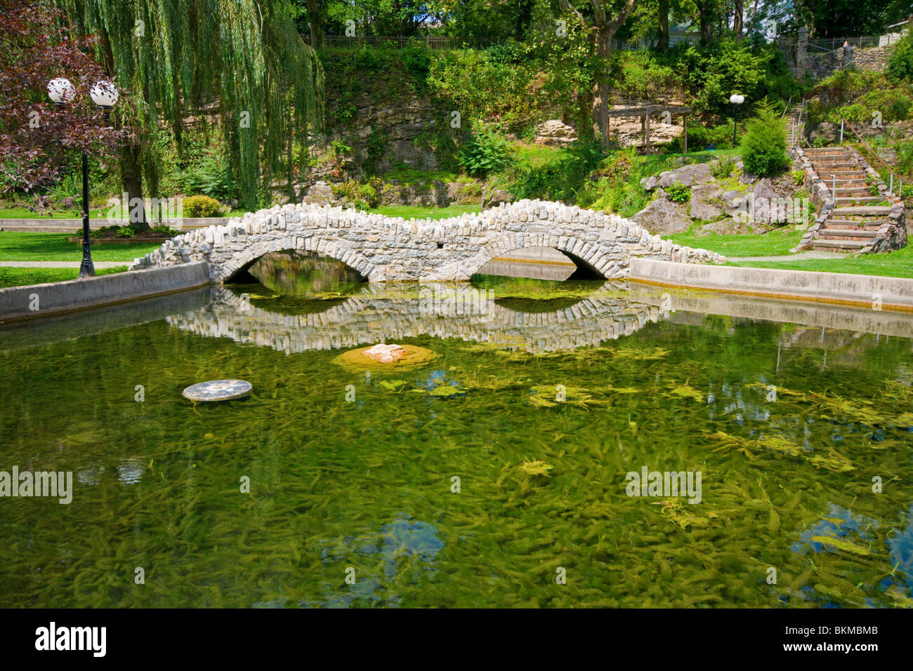 Beautiful scenic public park hi-res stock photography and images - Alamy