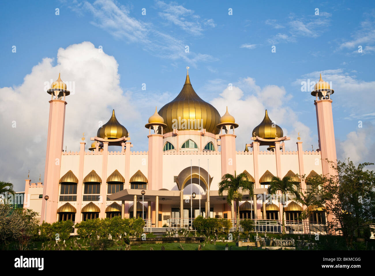 The old Sarawak State Mosque also known as the Kuching Mosque. Kuching, Sarawak, Borneo, Malaysia. Stock Photo