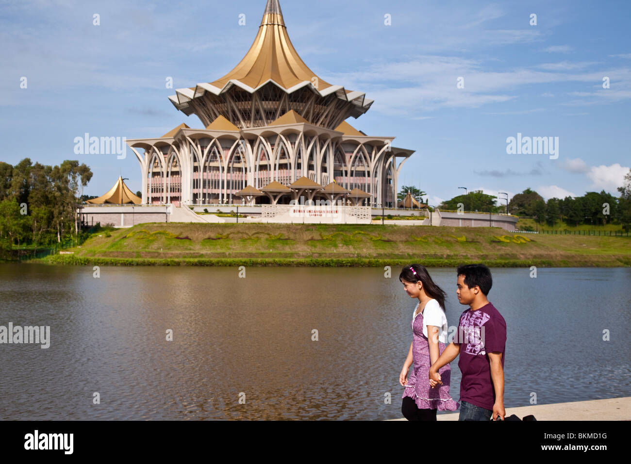 Kuching waterfront with the new Sarawak State Legislative Assembly beyond.  Kuching, Sarawak, Borneo, Malaysia. Stock Photo