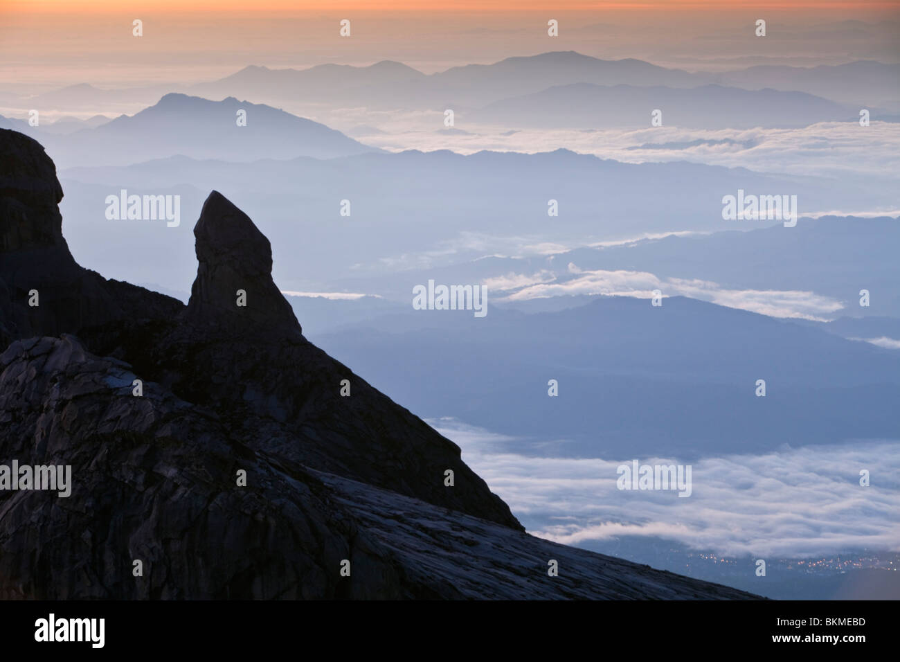 Dawn view from Low's Peak at the summit of Mt Kinabalu. Kinabalu ...
