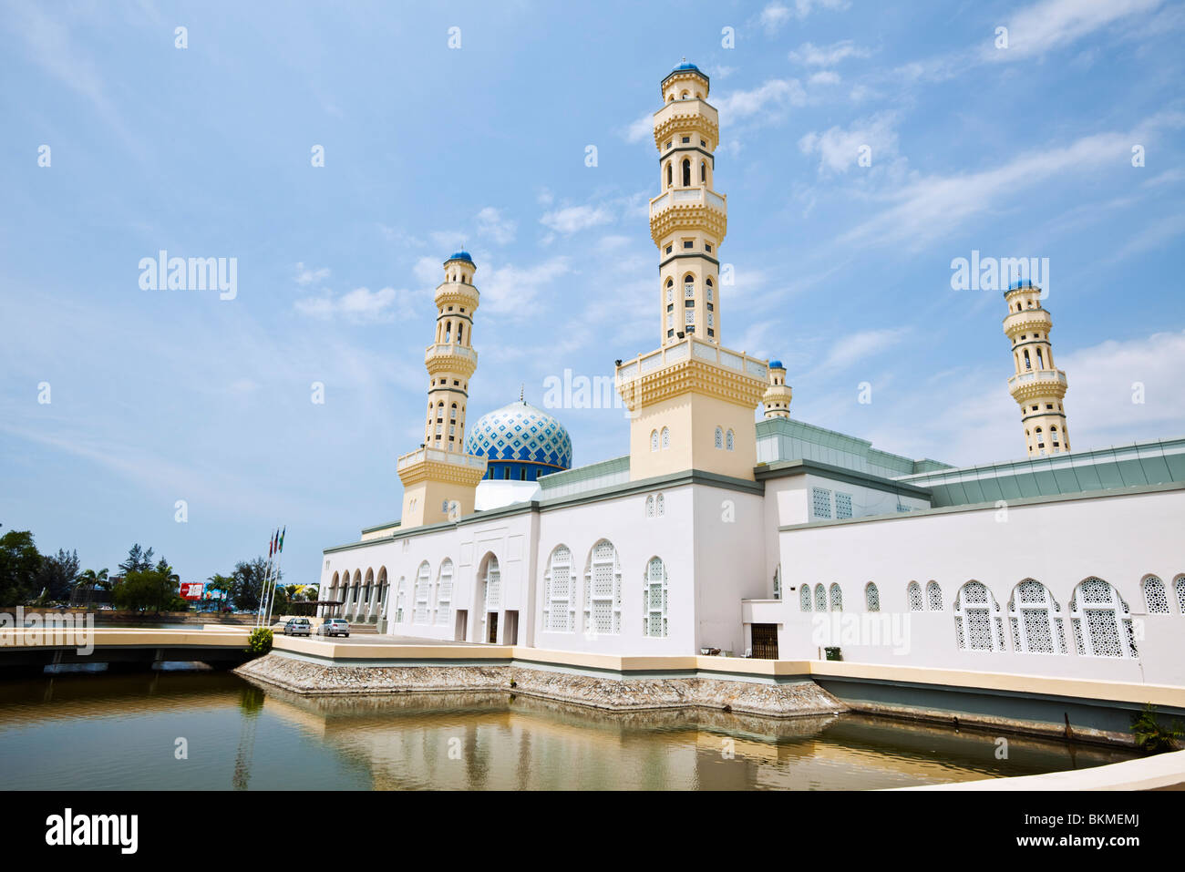 Kota Kinabalu City Mosque at Likas Bay.  Kota Kinabalu, Sabah, Borneo, Malaysia. Stock Photo