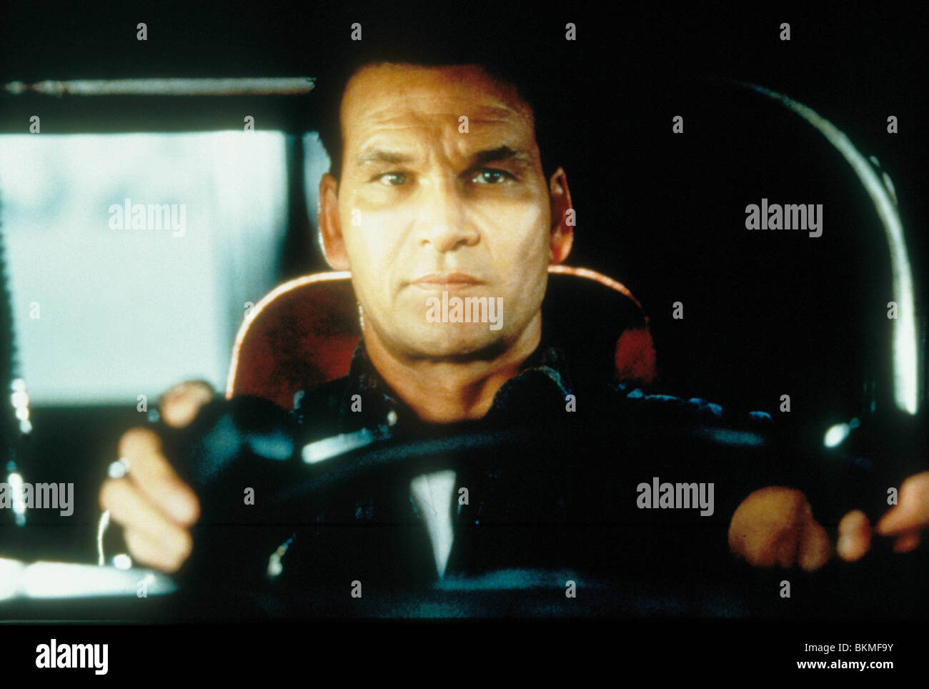 BLACK DOG 1998 PATRICK SWAYZE Stock Photo Alamy