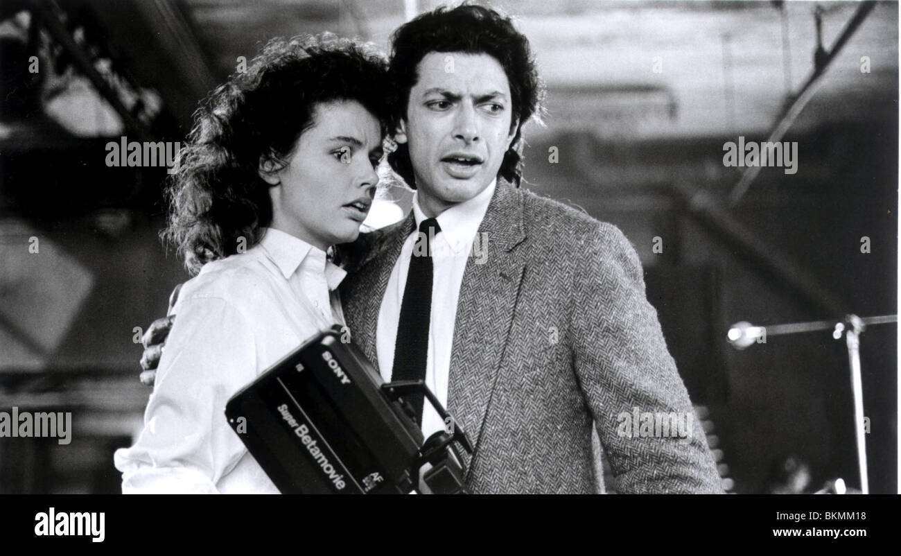 THE FLY (1986) GEENA DAVIS, JEFF GOLDBLUM FLY 005 P Stock Photo