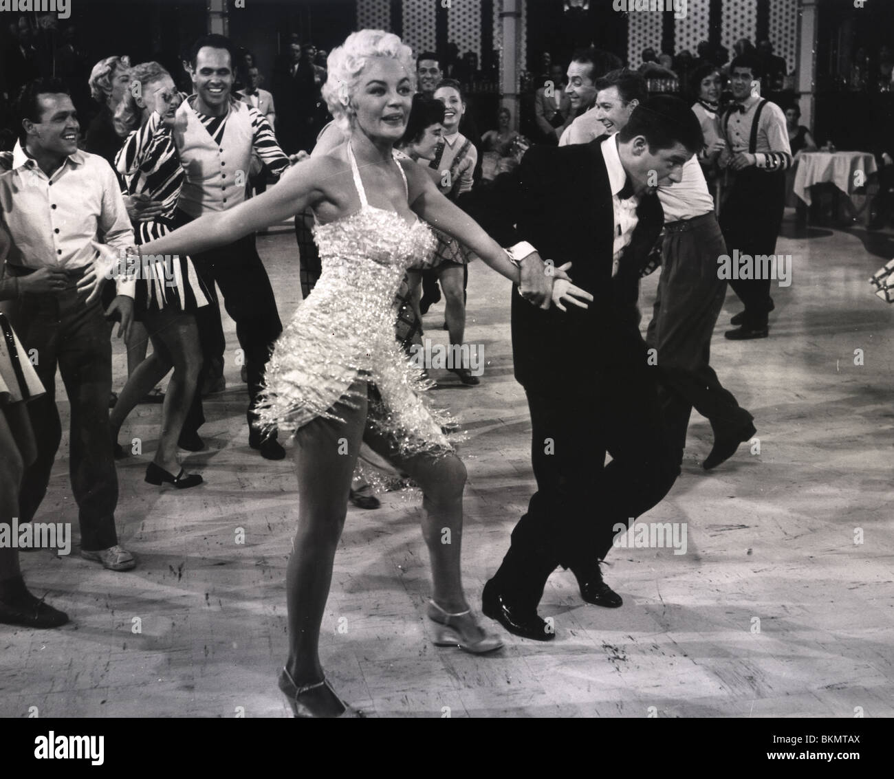 LIVING IT UP (1954) SHEREE NORTH, JERRY LEWIS LVIU 001 P Stock Photo