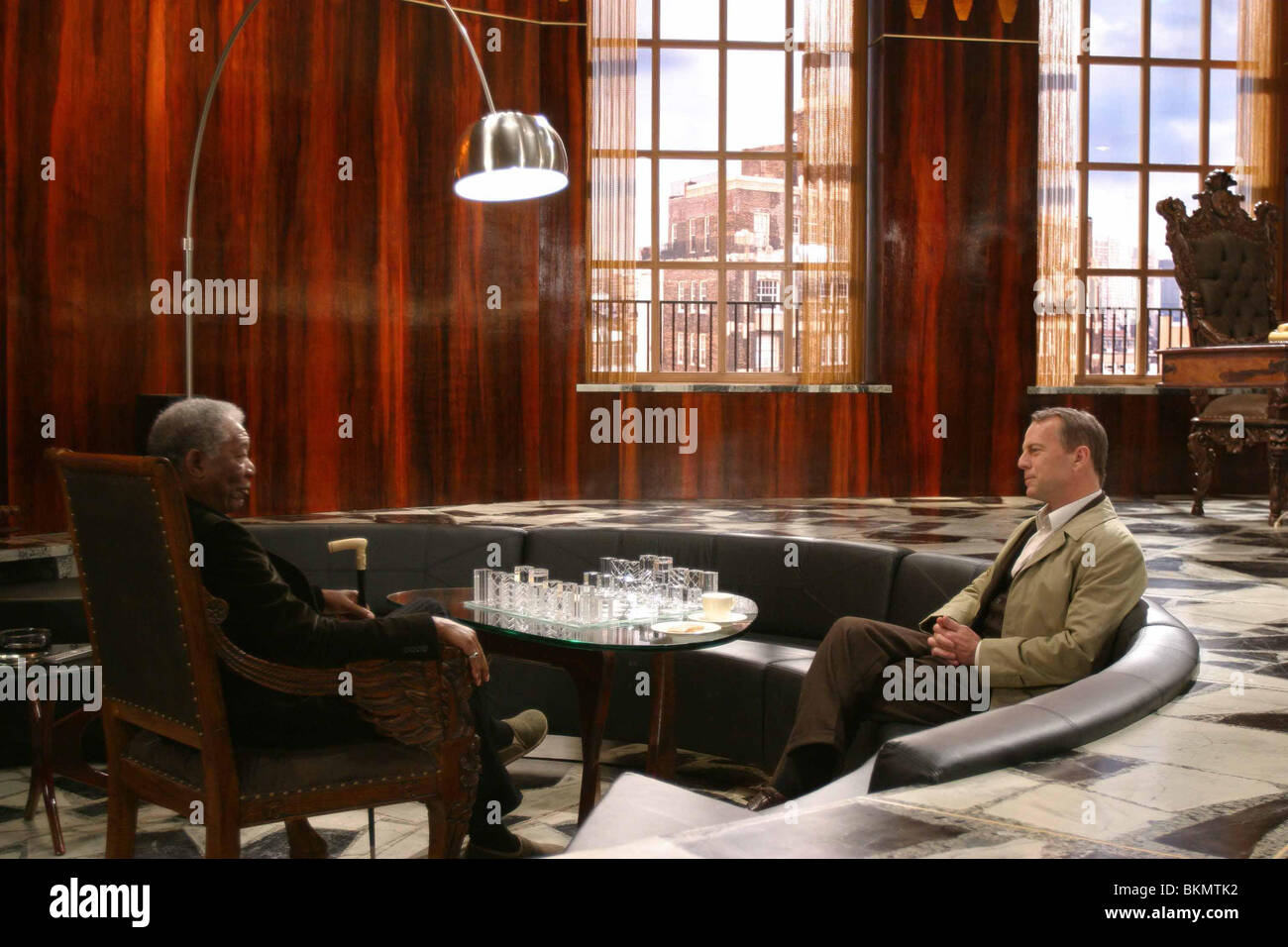 Bruce willis lucky number slevin hires stock photography and images Alamy