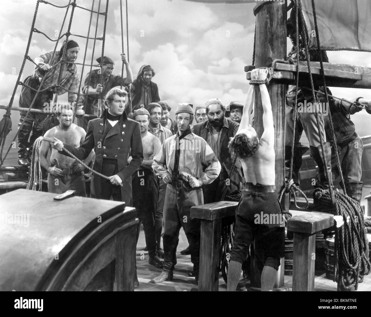 THE MAN WITHIN (1947) THE SMUGGLERS (ALT) MICHAEL REDGRAVE MNWN 001P Stock Photo