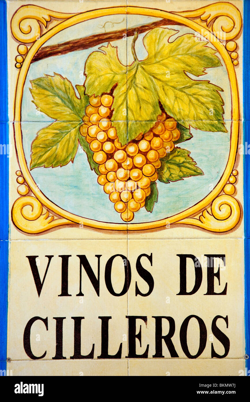 Mosaico vinos de Cilleros  restaurante Cáceres Extremadura España Mosaic Cillero wine restaurant spain Stock Photo
