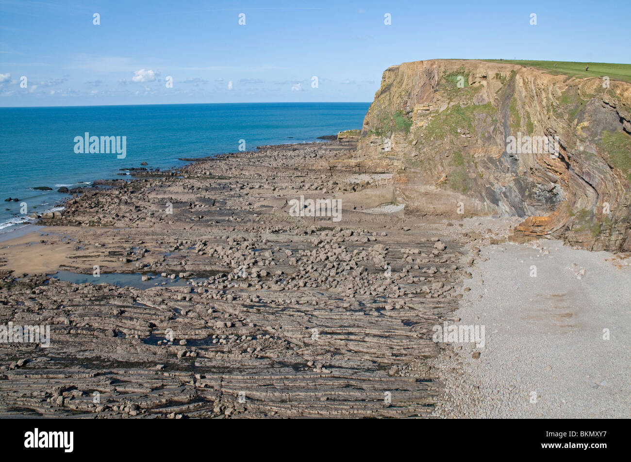 Impressive rock formations on the Atlantic coastline of north Cornwall at Efford Beacon, south of Bude Stock Photo