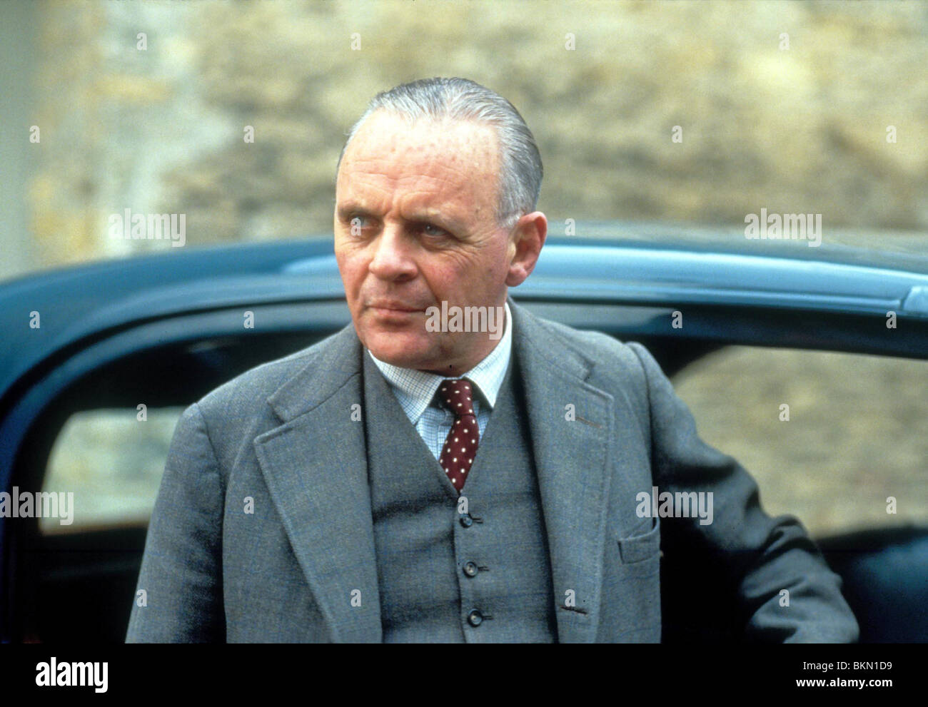 THE REMAINS OF THE DAY (1993) ANTHONY HOPKINS RMD 008 Stock Photo