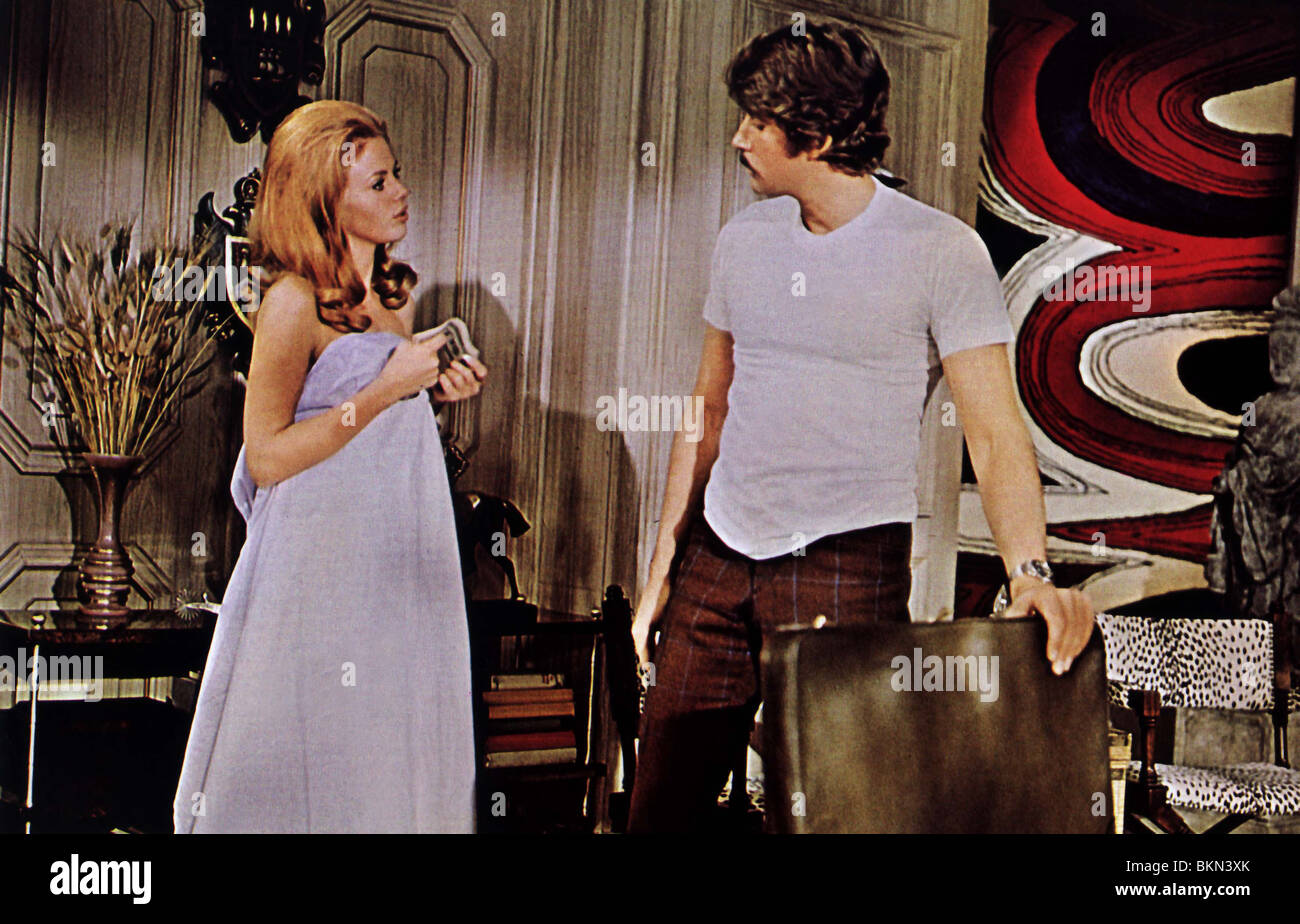 STILETTO (1969) BRITT EKLAND, ALEX CORD STIL 005FOH Stock Photo