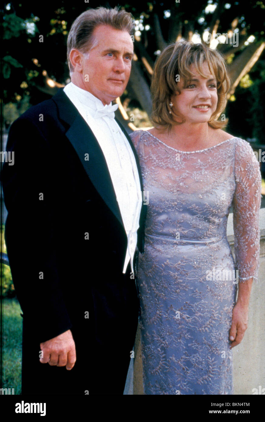 THE WEST WING (TV) MARTIN SHEEN, STOCKARD CHANNING WEWI 004 Stock Photo