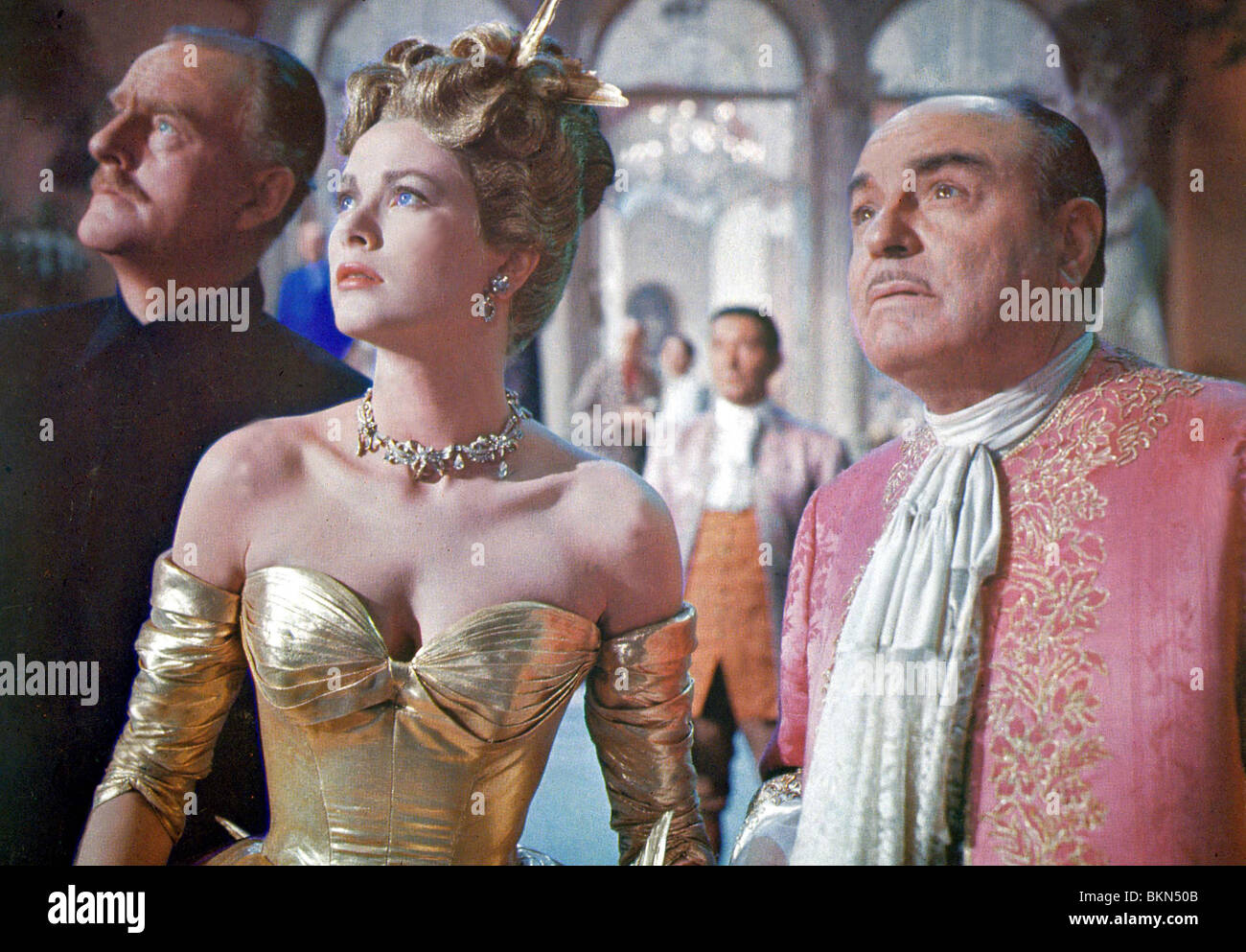 TO CATCH A THIEF (1955) JOHN WILLIAMS, GRACE KELLY, CHARLES VANEL TCT 015  Stock Photo - Alamy