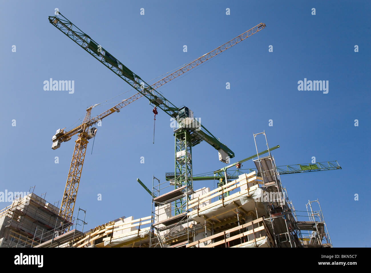 Deutschland construction cranes hi-res stock photography and images - Alamy