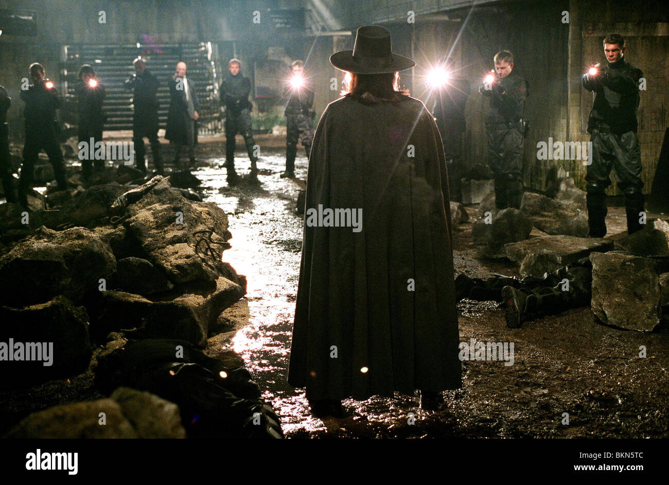 Hugo Weaving V For Vendetta 8x10 Photo #J3430 at 's Entertainment  Collectibles Store