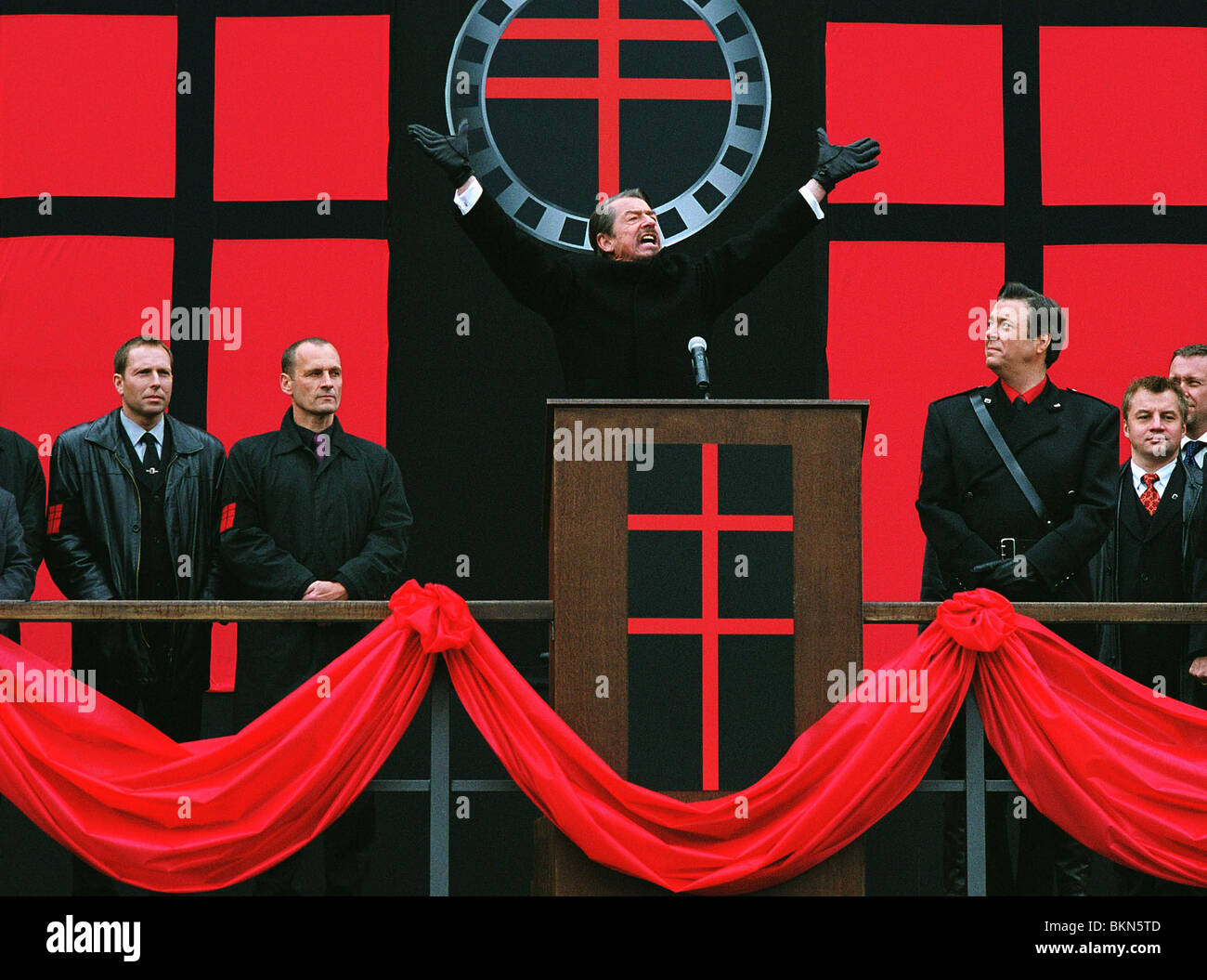 V for vendetta 2005 hugo weaving hi-res stock photography and images - Alamy